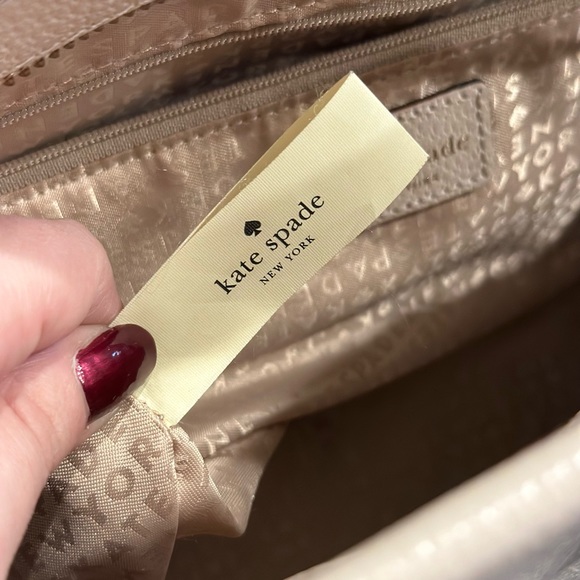 Kate Spade classic beige and black minimalist leather purse - Picture 10 of 11